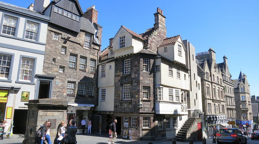 a-view-from-high-street